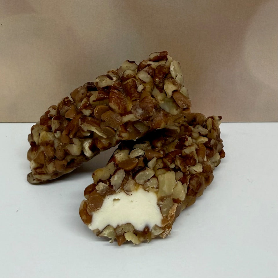 Pecan Log (2.5 oz)